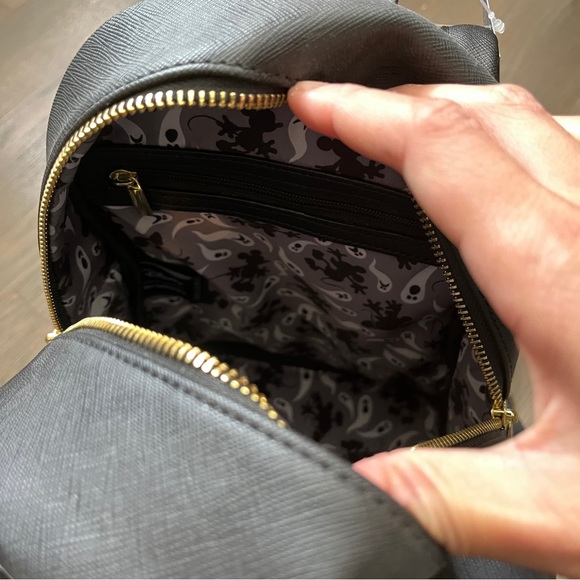 Her Universe Disney Mickey Mouse Mummy Mini Backpack NWT - Picture 7 of 9